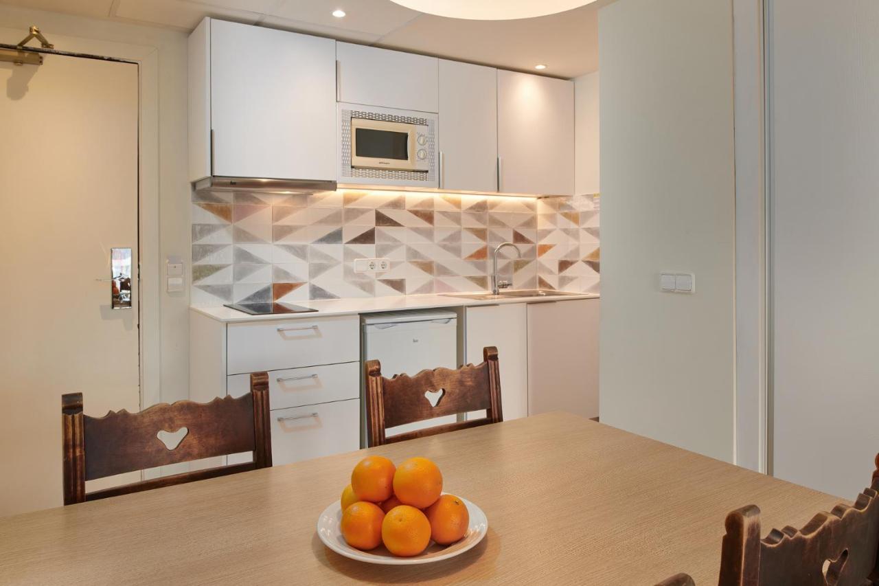 Hotel Apartamentos Cala Santanyi Ngoại thất bức ảnh