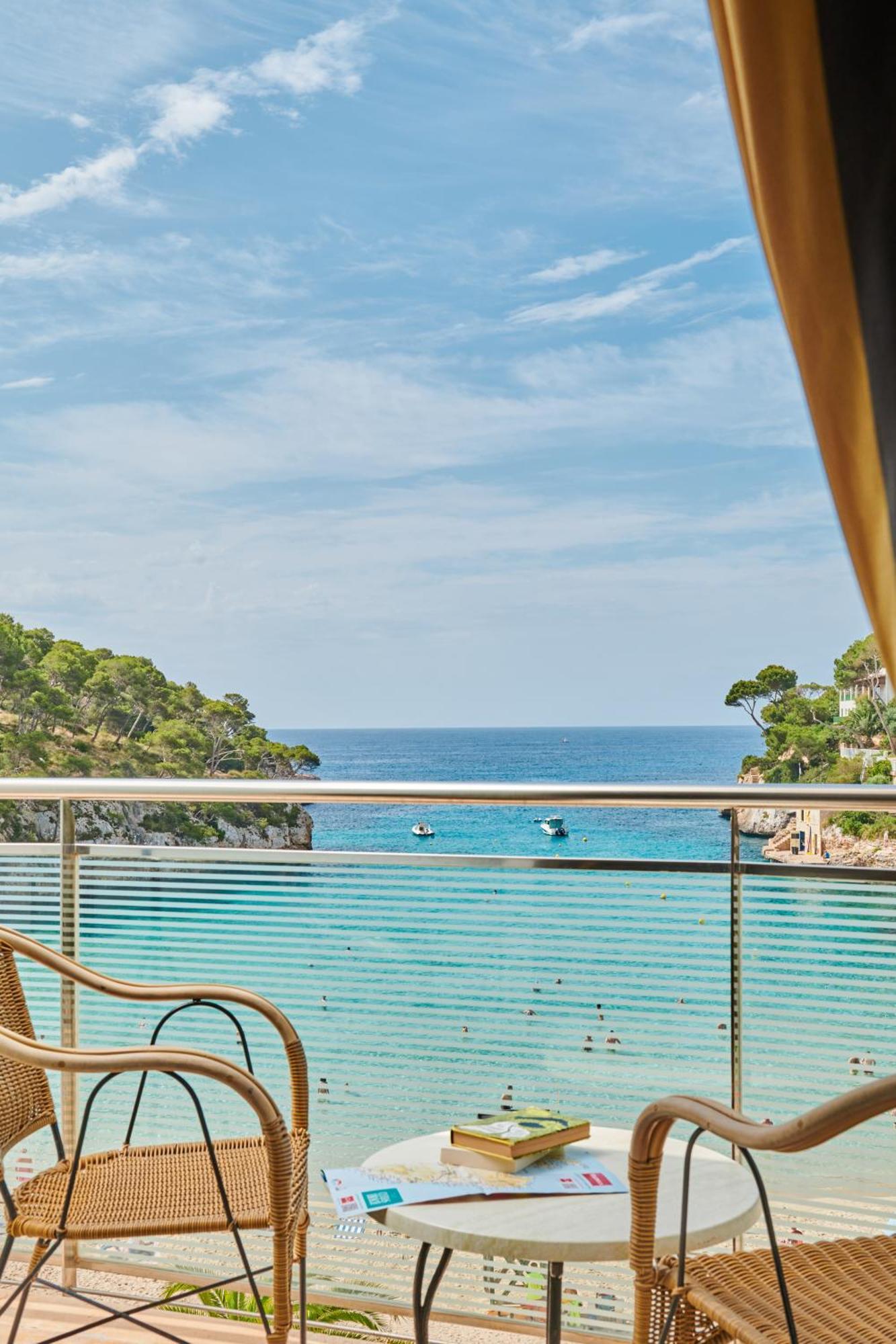 Hotel Apartamentos Cala Santanyi Ngoại thất bức ảnh