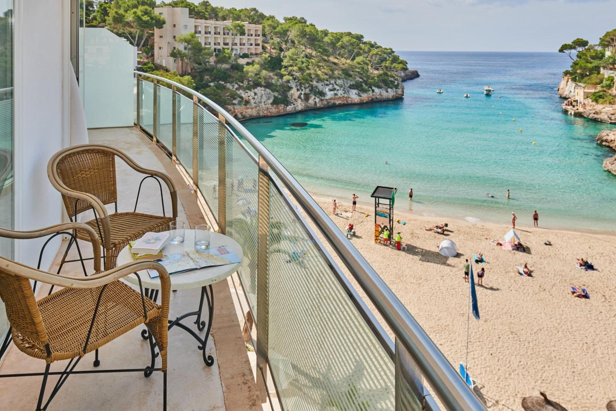 Hotel Apartamentos Cala Santanyi Ngoại thất bức ảnh